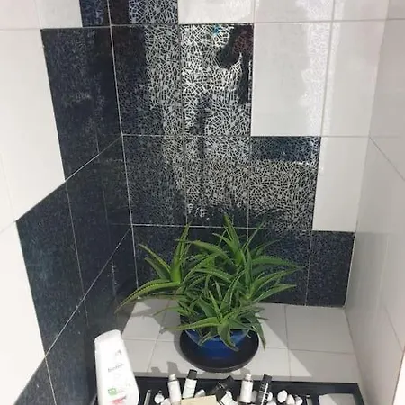 Manolis House Apartmán